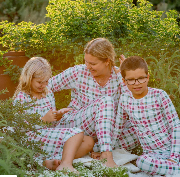 Christmas pajamas for online grandma